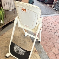 ベビーチェアー　高さ調整簡単　折りたたみ収納の画像