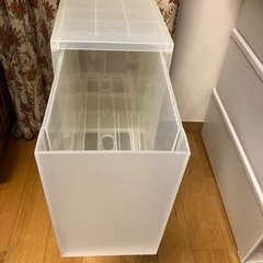 キッチン収納庫の画像