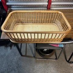 籐　カゴ　幅55センチの画像