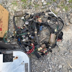 ホンダズーマーの書類付きフレームなどいろんなバイク部品一式の画像
