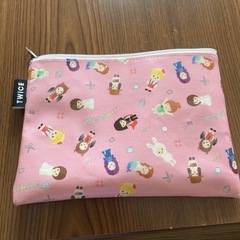 TWICE サナ  ポーチの画像