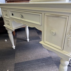 J147 ドレッサーの画像