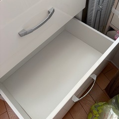 ホワイト3段引き出し　かわいいキャビネット　　の画像