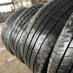 夏タイヤ、アルミホイール、17インチの画像