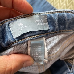 GAPのデニム、オールドネイビーのデニムの画像