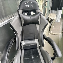 ゲーミングチェアの画像