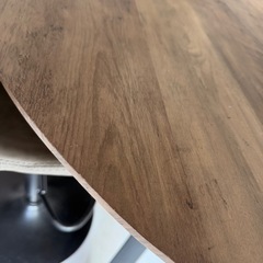 ダイニングテーブル　丸型ダイニング　木目調　サコダ
の画像