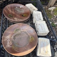 色んな食器小皿の画像