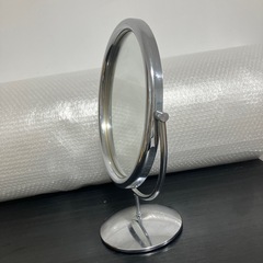 丸い形　スタンドミラーの画像