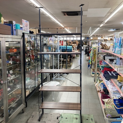 ニトリ　突っ張り壁面収納ラック