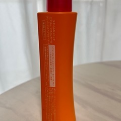 KOSE  KNOLL トリートメントヘアウォーターの画像