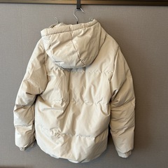 GU   ダウンジャケット　Sサイズ（レディース）の画像