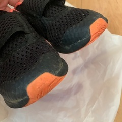 adidas 18.0cm スニーカーの画像