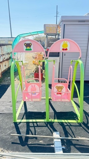 美品 愛知県稲沢市より 子供用 2人乗り ブランコ ピンク グリーン クマ ウサギ 屋外遊具 直接引き取り 配達可能