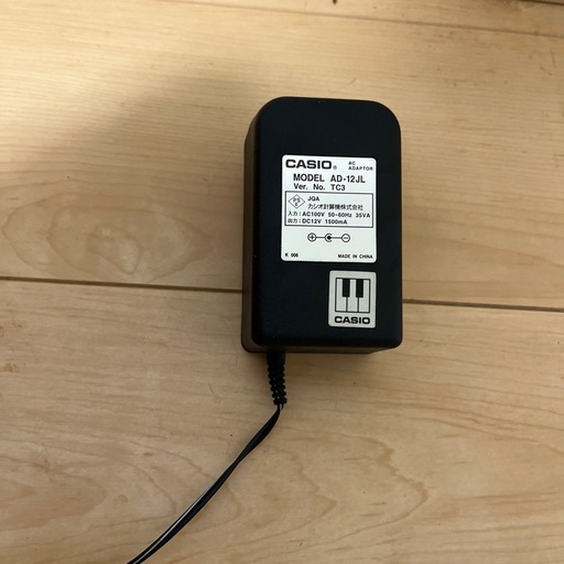 電子ピアノ

