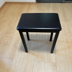 電子ピアノ
の画像