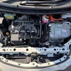 ＼誰でも車が買える次世代低与信ローン専門店／ 安心の１年保証付き 距離無制限！中古車販売 カーメル山梨店　平成29年　トヨタ　アクア　88,000㌔の画像