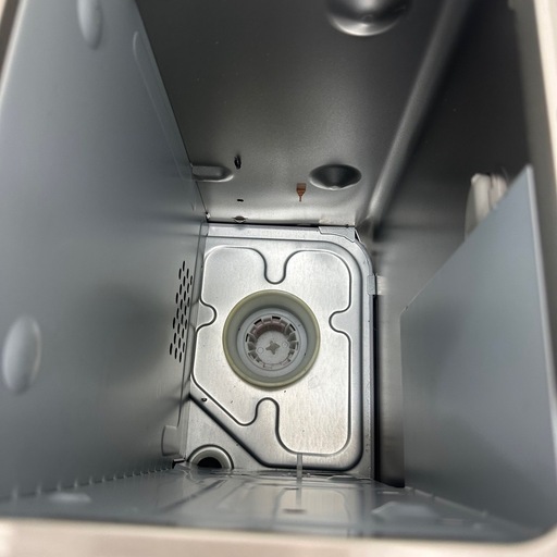 ダイニチ工業製の石油ファンヒーターブルーヒーター FW-378LE