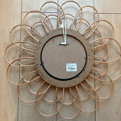 アンティーク　ラタン　壁掛けミラーの画像