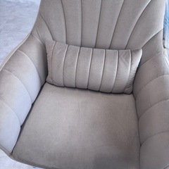 チェア《ベロア×白脚》の画像