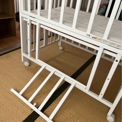 ベビーベッド　katojiの画像
