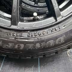 スタッドレスタイヤの画像