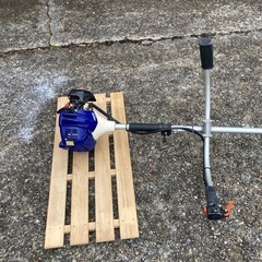 エンジン草刈機の画像