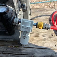 日立製　コンプレッサーの画像