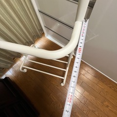 (美品)室内用ハンガーラック
の画像