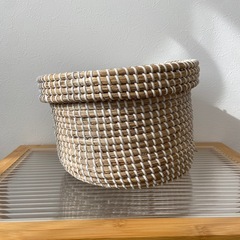 蓋付き収納カゴ の画像