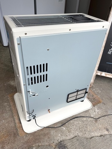 札幌市内配送可 燃焼確認済み 美品 24年製 サンポット カベック 煙突式ストーブ KRH-4811KL C 木造13畳/コンクリート