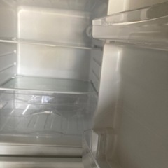 106リットル☆冷蔵庫 配送も出来ます🚛💨 初期不良に関しては保証します✨⭐️買い換えの場合は引取り相談もOKの画像
