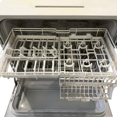 【⭐️全額返金保証⭐️】 ◇Panasonic 電気食器洗い乾燥機 NP-TZ200-W 2019年製の画像
