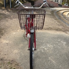 26インチ 自転車 内装3段 LEDライト 鍵2本あり ウッディタウン中央駅付近手渡し
の画像