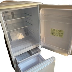 シャープの冷凍冷蔵庫 SJ-C14B-W 137Lの画像
