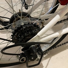 折りたたみ自転車　パンク？の画像