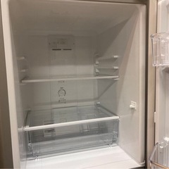 AQUA 冷蔵庫（AQR-13M）の画像