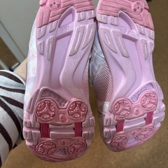 キッズスニーカー　　18.5cmの画像