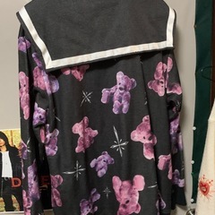 古着、レディース、ロングパーカー、セーラー襟、ベアー柄、志茂駅受け渡しの画像