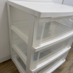 3段カラーボックス（衣類収納に◎）使用感ありのためお安く の画像