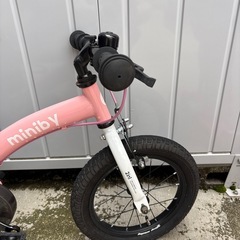 子供用自転車の画像