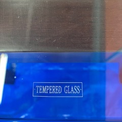 ガラステーブルの画像