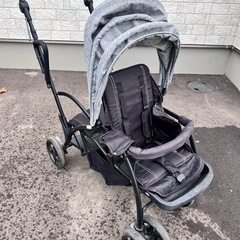 2人乗りベビーカーの画像