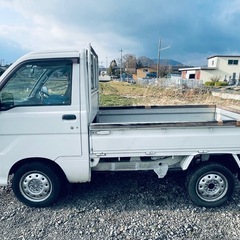 ダイハツ ハイゼットトラック 4WD の画像