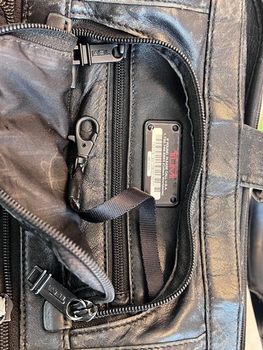 TUMIナパレザービジネスバッグ