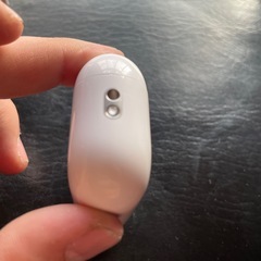 AirPods pro3 ケースに傷ありの画像