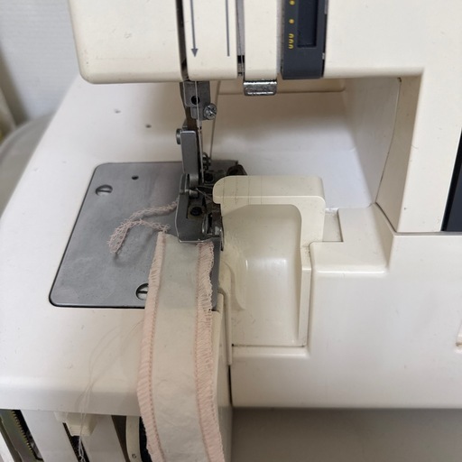 ロックミシン  Lock