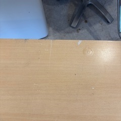 作業テーブル　キッチンテーブルの画像