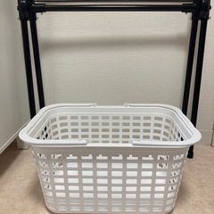 洗濯物乾燥ラック、洗濯かごの画像