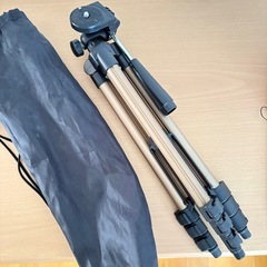 お譲り先決定》EV4段　三脚　　NASHICAの画像